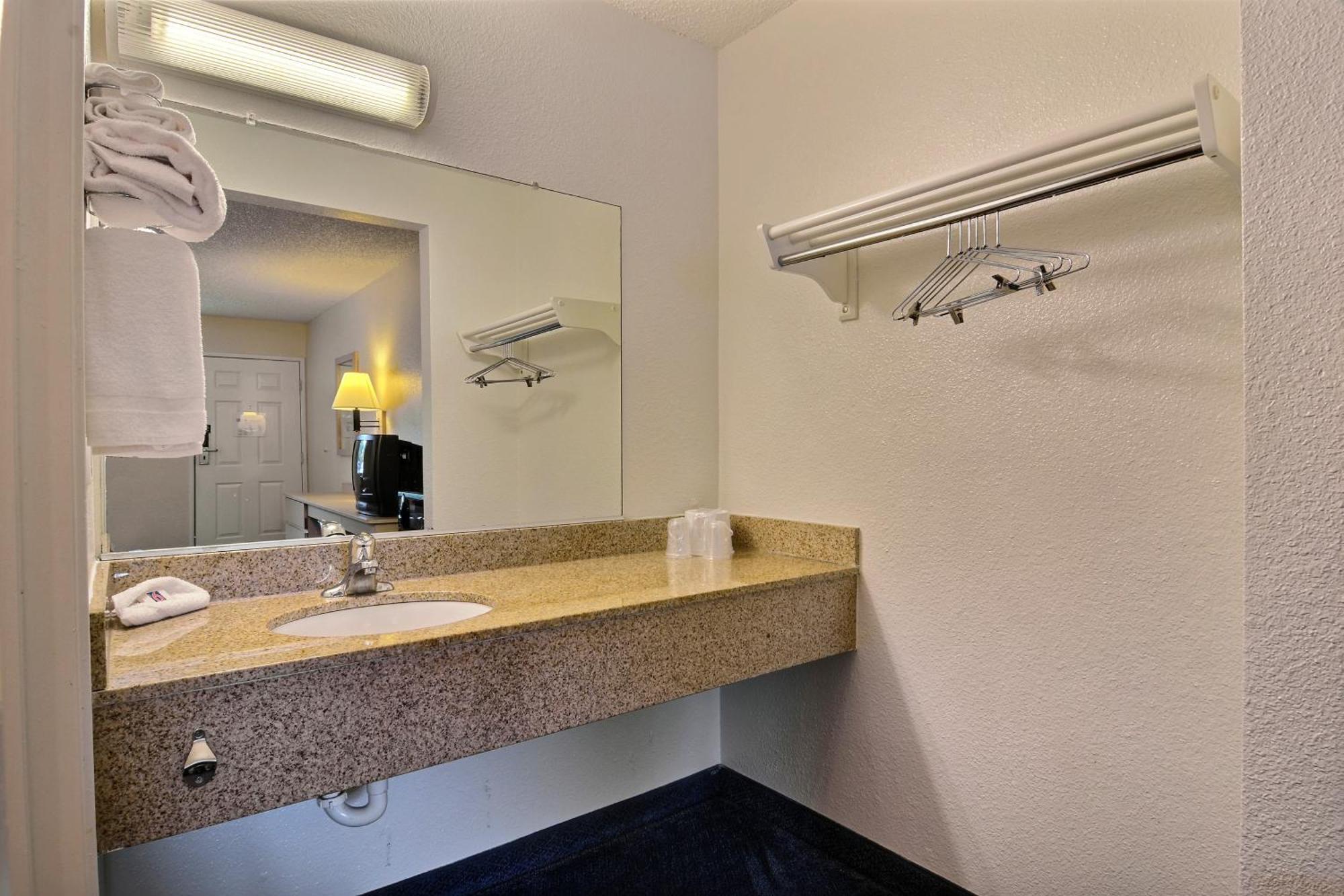 Motel 6-Seattle, Wa - South SeaTac Bagian luar foto